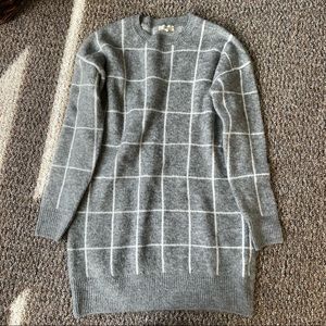 Entro Crewneck Sweater Dress